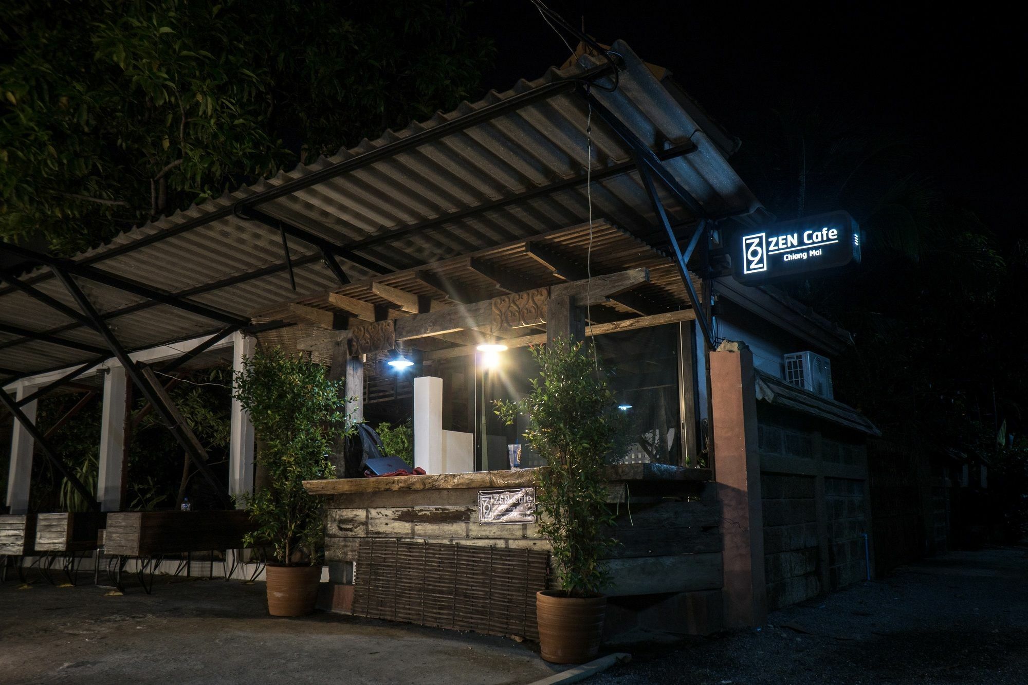 Zen Hostel Chiangmai Τσιάνγκ Μάι Εξωτερικό φωτογραφία